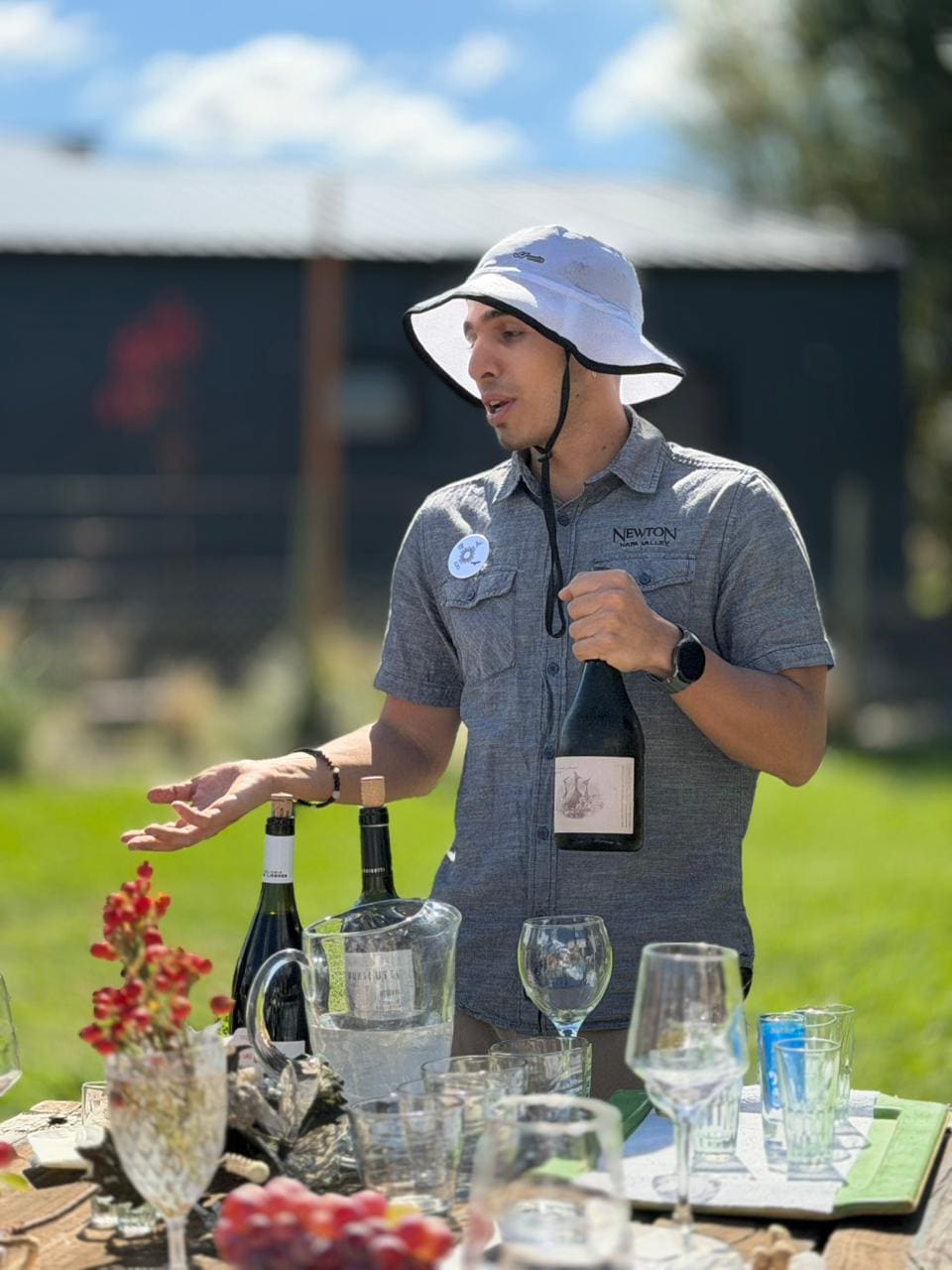 Degustación de vinos en Mendoza para huéspedes de Espacio Raku